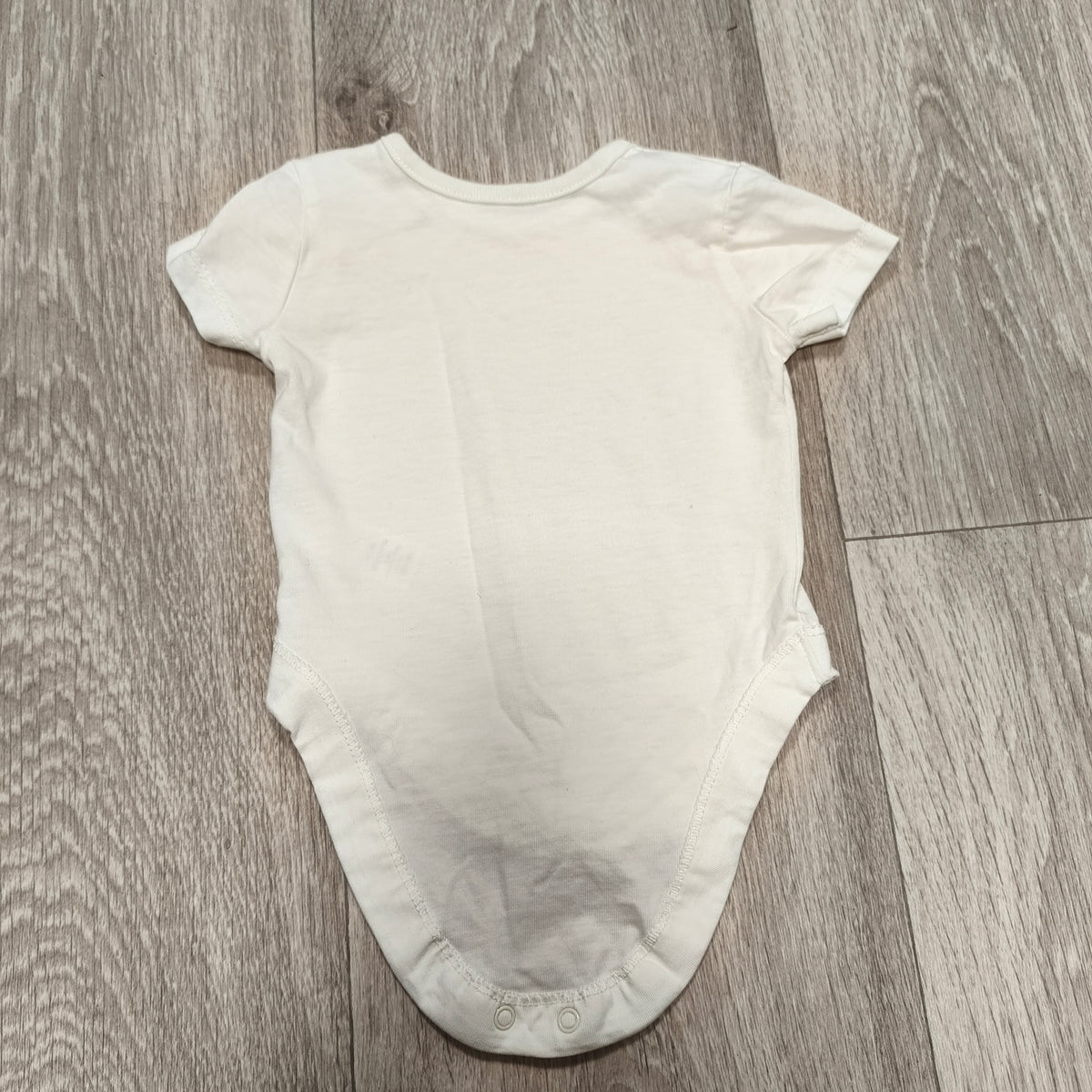 George Baby Bodysuit 0-3 Months White Short Sleeve Snap One Piece Unisex
