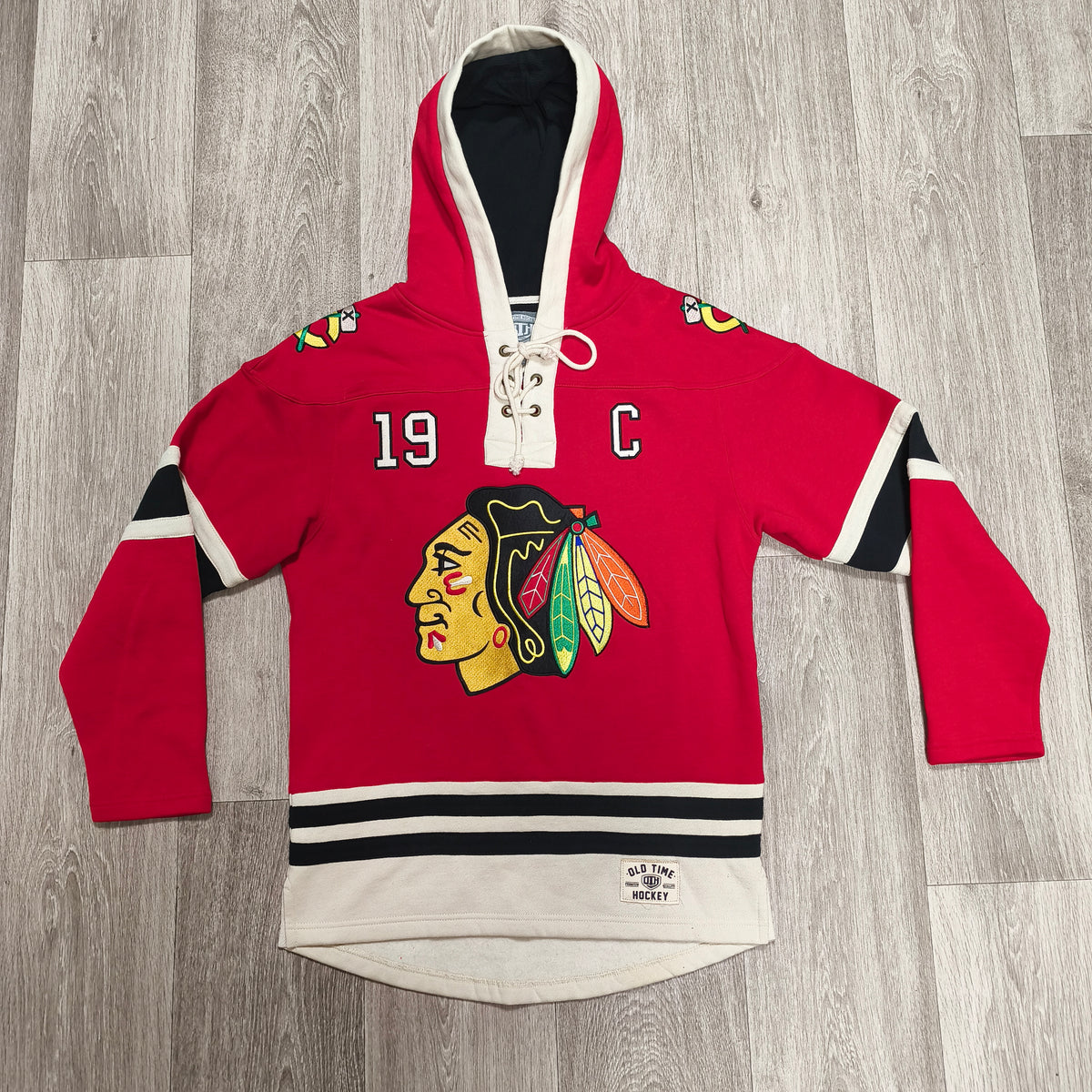 Old Time Hockey Chicago Blackhawks Jonathan Toews #19 Lace Up Hoodie Mens Small