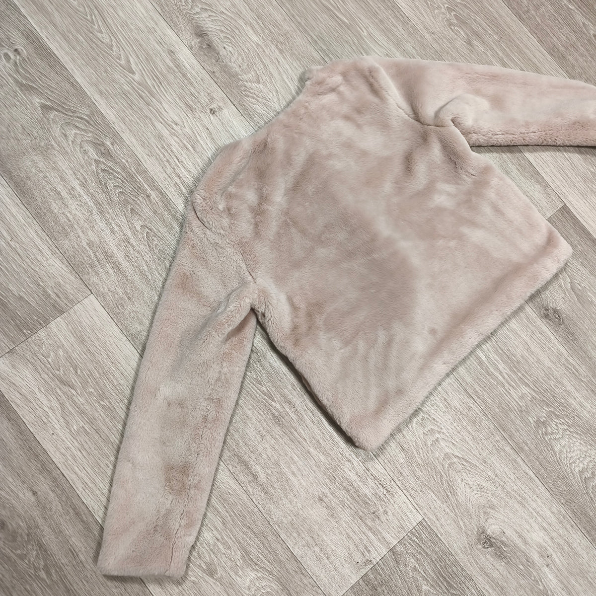 H&M Divided Women Faux Fur Jacket Size M Beige Pink Collarless Coat