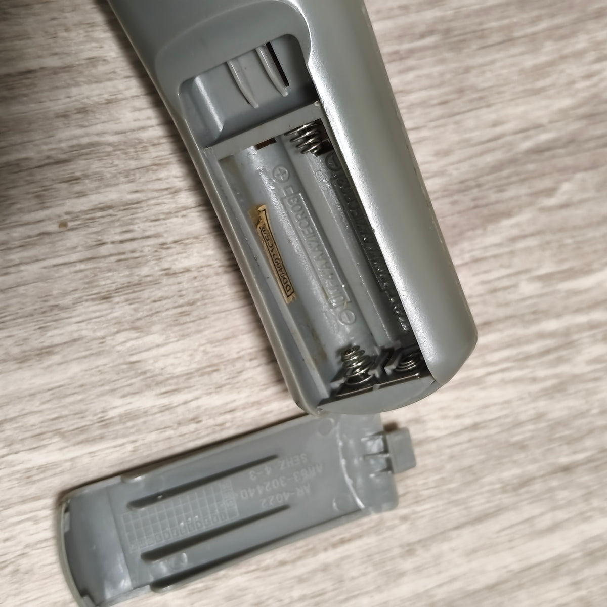 Genuine Samsung AH59-01043N Audio Remote Control UNTESTED Gray