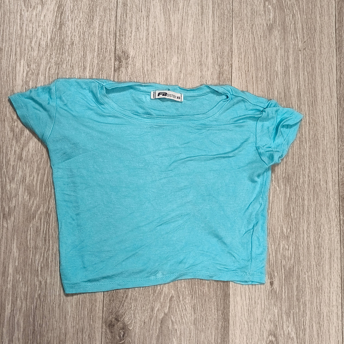 FB Sister Womens Crop Top T-Shirt Size XS Turquoise Blue Short Sleeve Casual Tee