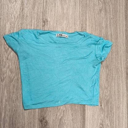 FB Sister Womens Crop Top T-Shirt Size XS Turquoise Blue Short Sleeve Casual Tee