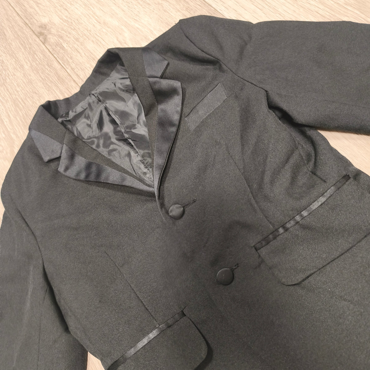 YIMEIWEI Boys Black Tuxedo Jacket Blazer Size 6 Satin Lapel Formal Suit