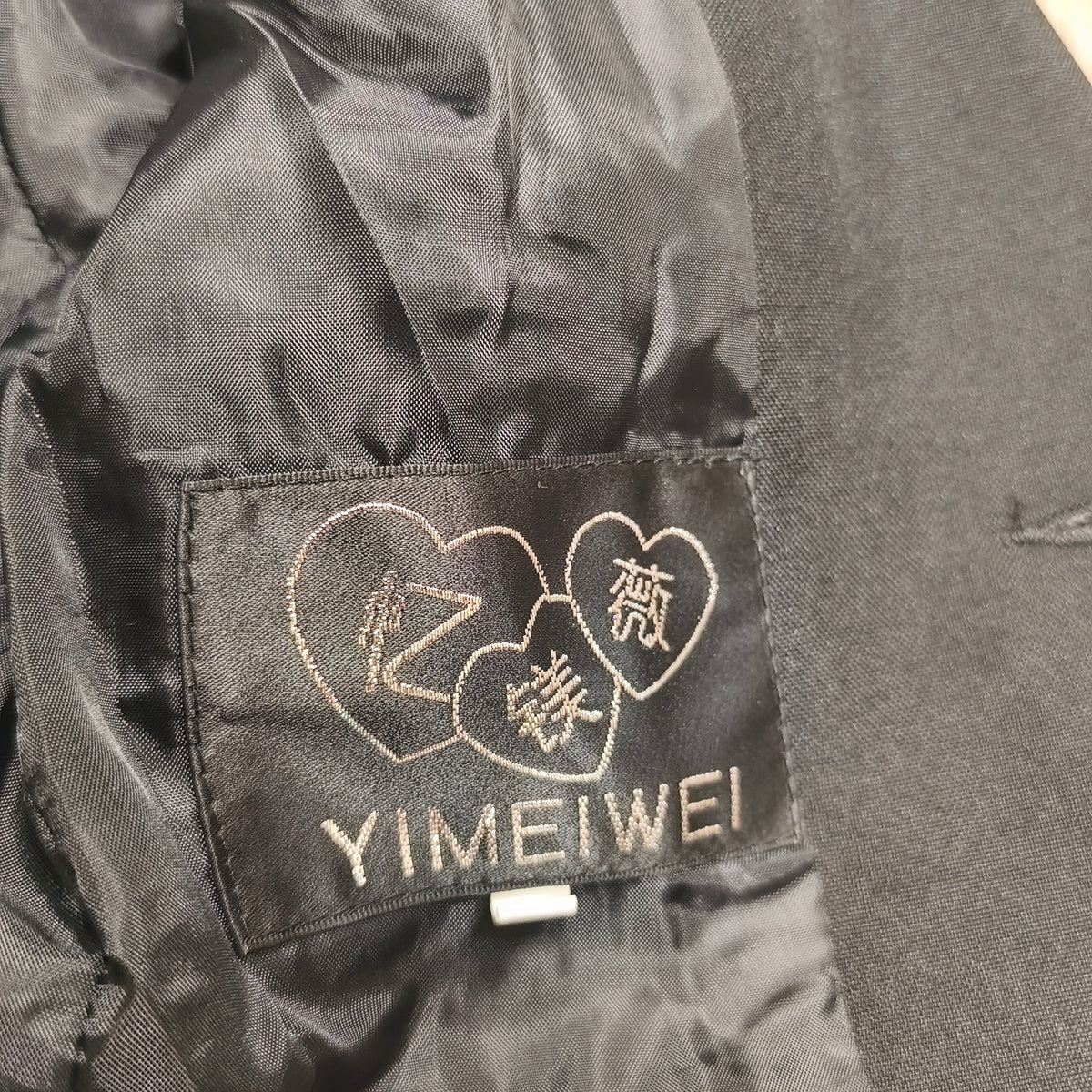 YIMEIWEI Boys Black Tuxedo Jacket Blazer Size 6 Satin Lapel Formal Suit