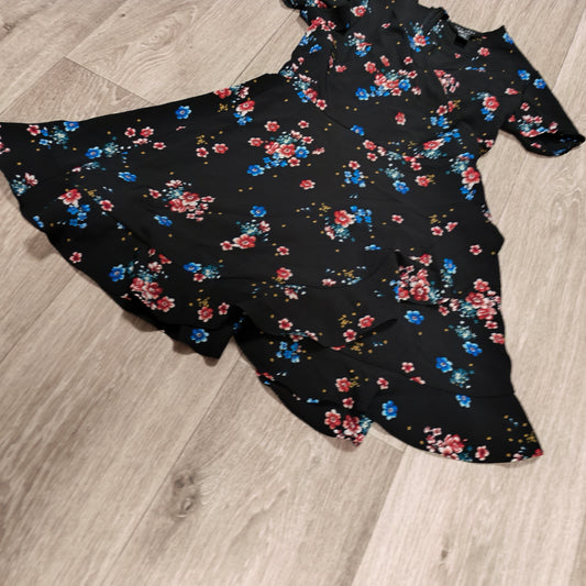 New Look 915 Girls Black Floral Playsuit Dress Age 10 140cm Short Sleeve