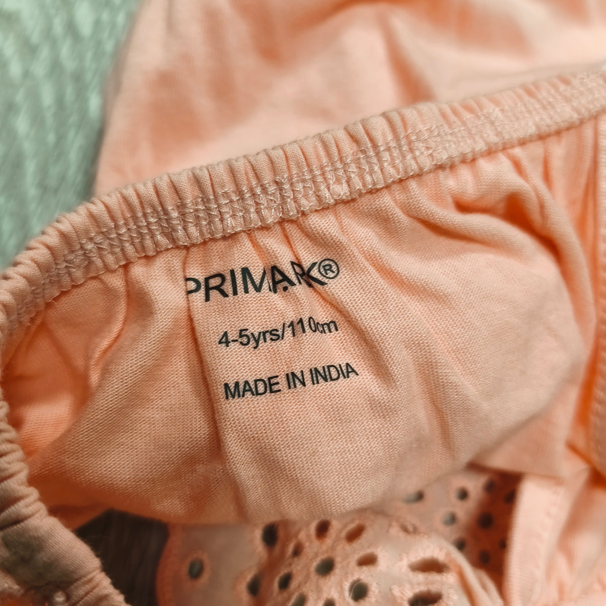 Primark Girls Pink Eyelet Broderie Anglaise Off Shoulder Top Size 4-5Y 110cm