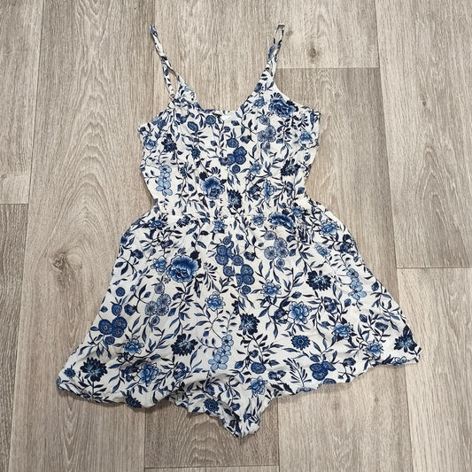 H&M Divided Floral Romper Sleeveless Blue White Spaghetti Strap Womens