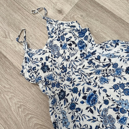 H&M Divided Floral Romper Sleeveless Blue White Spaghetti Strap Womens