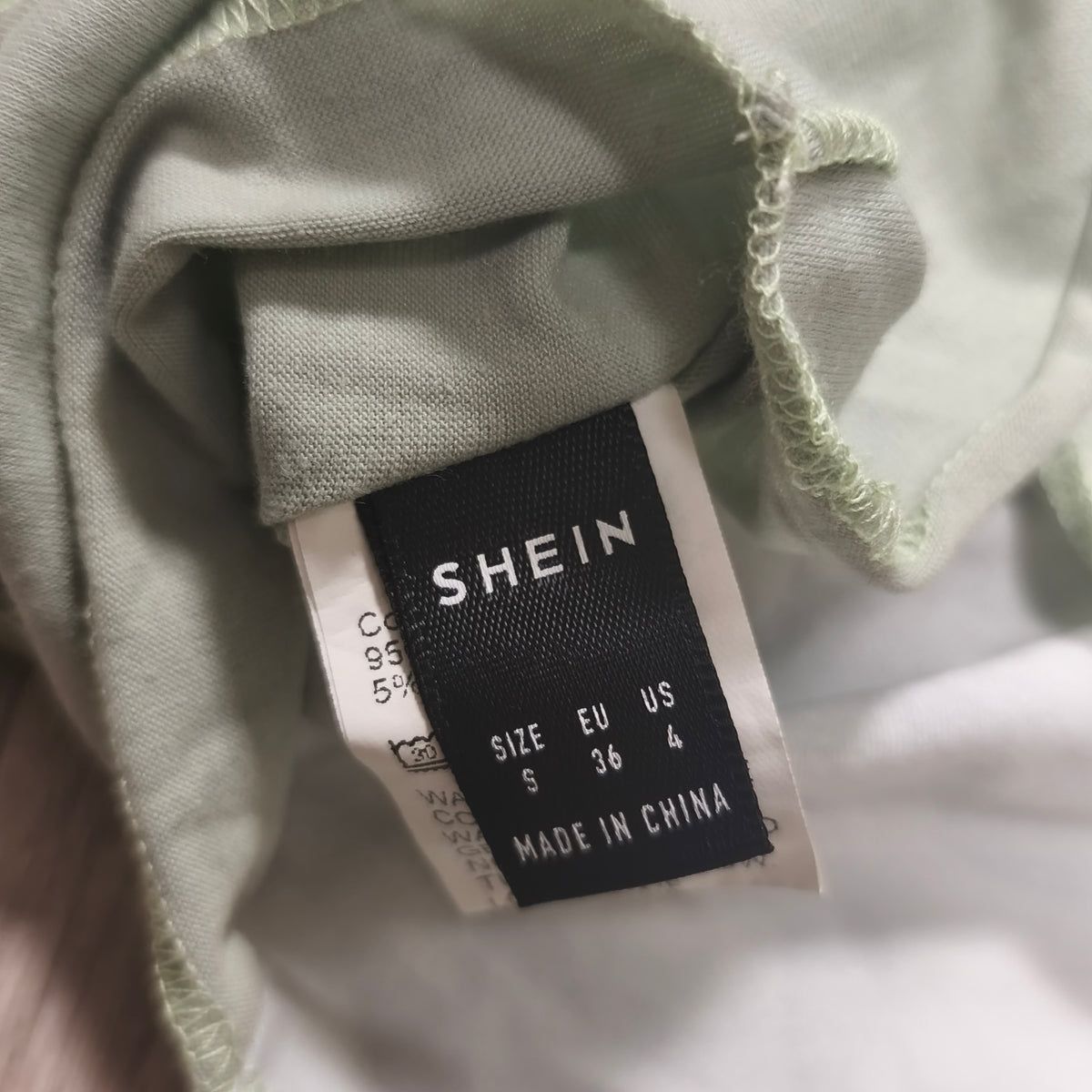 SHEIN Womens Patchwork Camo Crop Tank Top Green Exposed Seams Size S