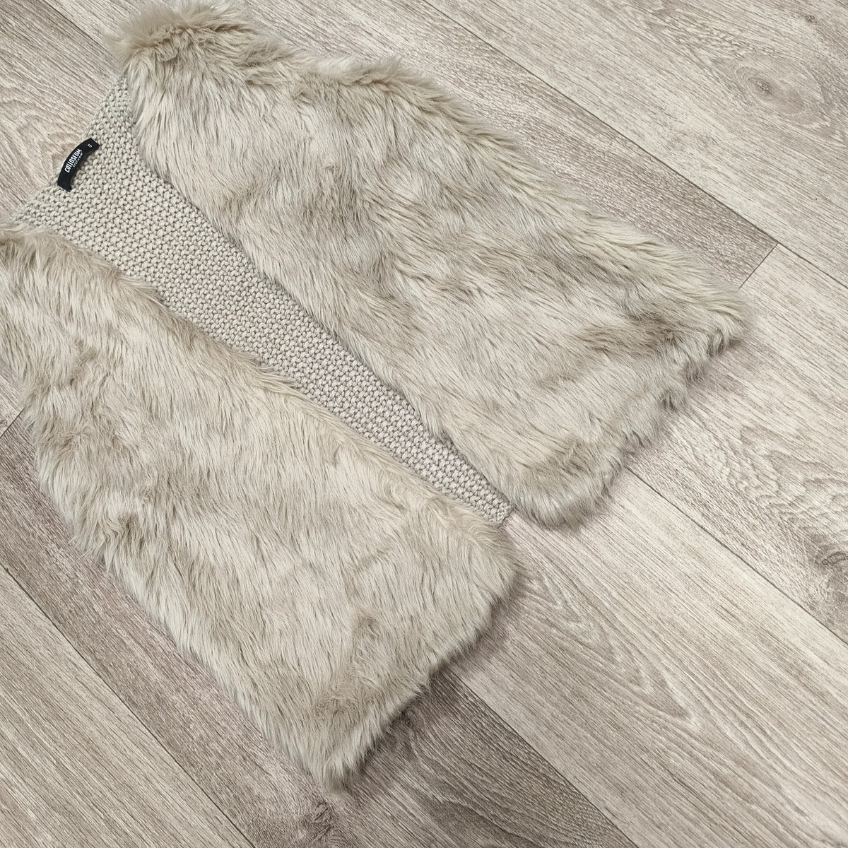 COLLOSEUM Women Beige Faux Fur Vest Chunky Knit Gilet Body Warmer Size S