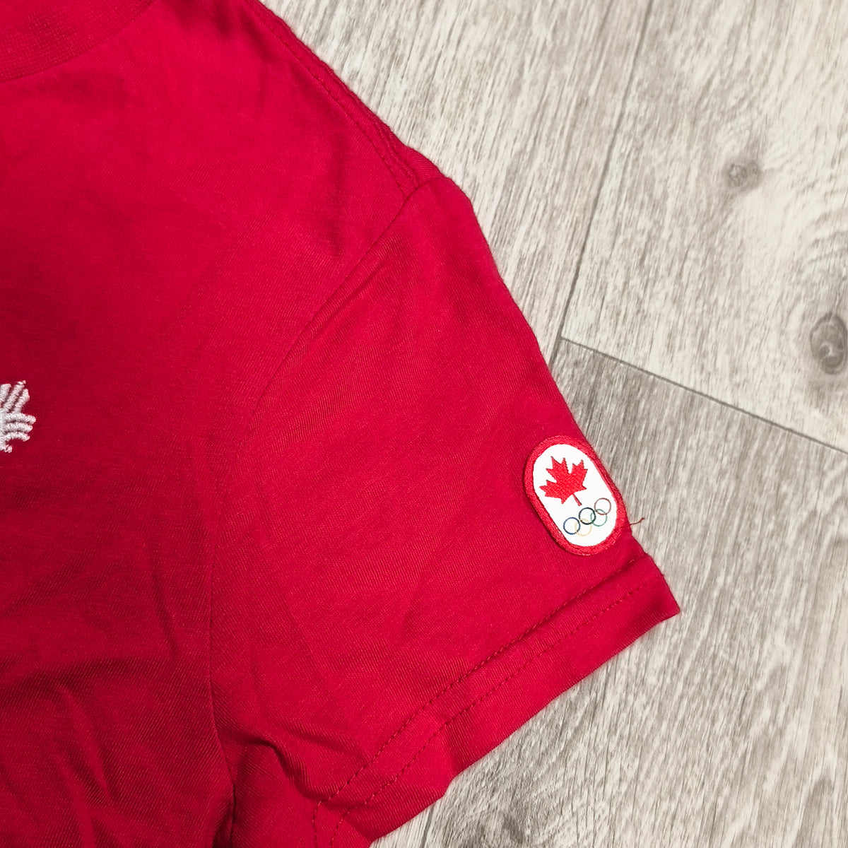 Hudson's Bay Canada Olympic Team Girls Red Graphic T-Shirt Size 10/12 Cotton