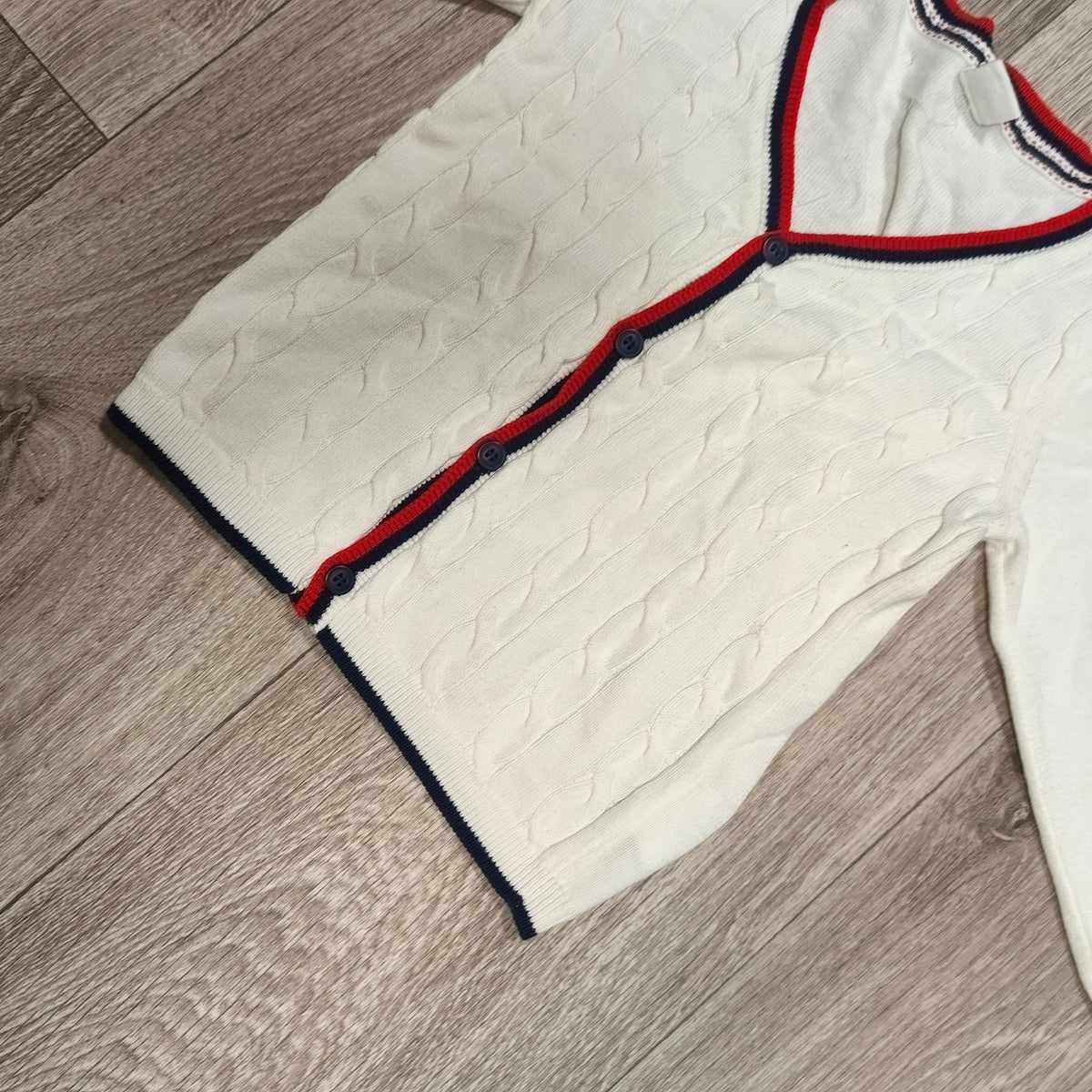 H&M Baby Cardigan Sweater 12-18 Months White Cable Knit Red Blue Trim Button Up