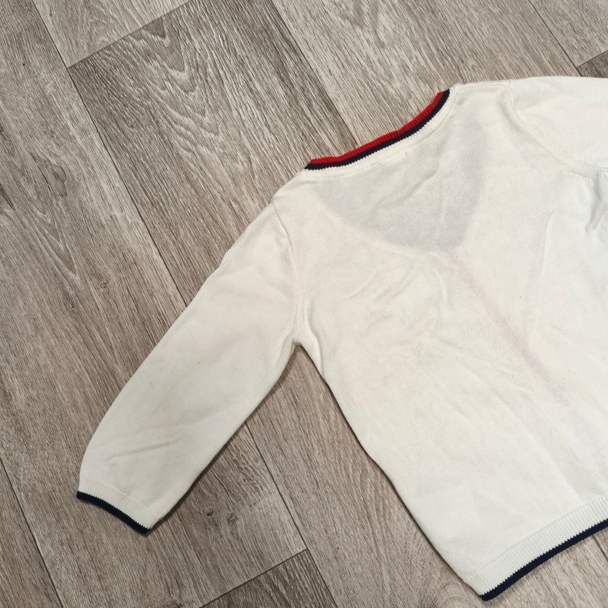 H&M Baby Cardigan Sweater 12-18 Months White Cable Knit Red Blue Trim Button Up