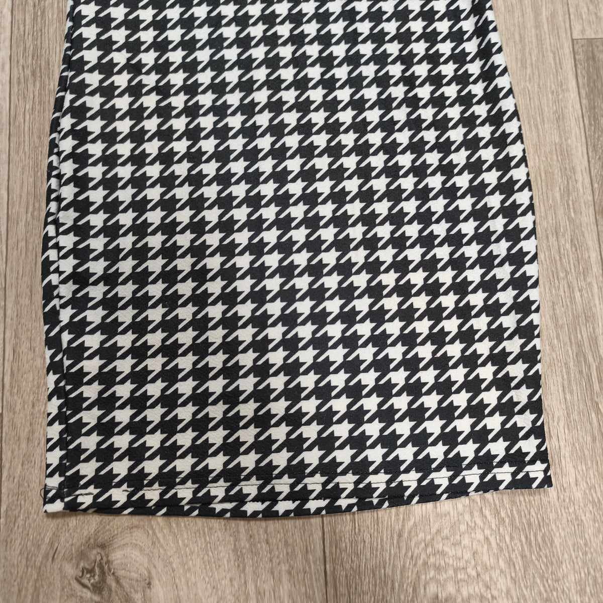 SHEIN Girls Houndstooth Mock Neck Sleeveless Bodycon Dress Size 9Y EU 134