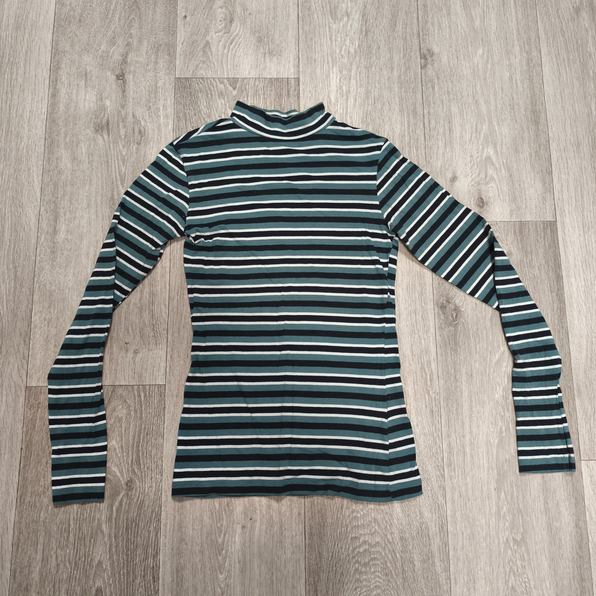 Esmara Womens Striped Long Sleeve Mock Neck Top Shirt XS Green Black White