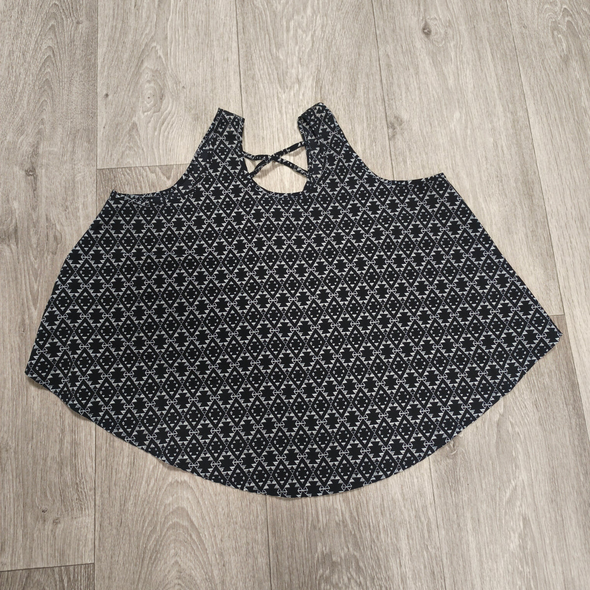 Primark Girls Black White Geometric Aztec Caged Strappy Swing Top 12-13 Yrs
