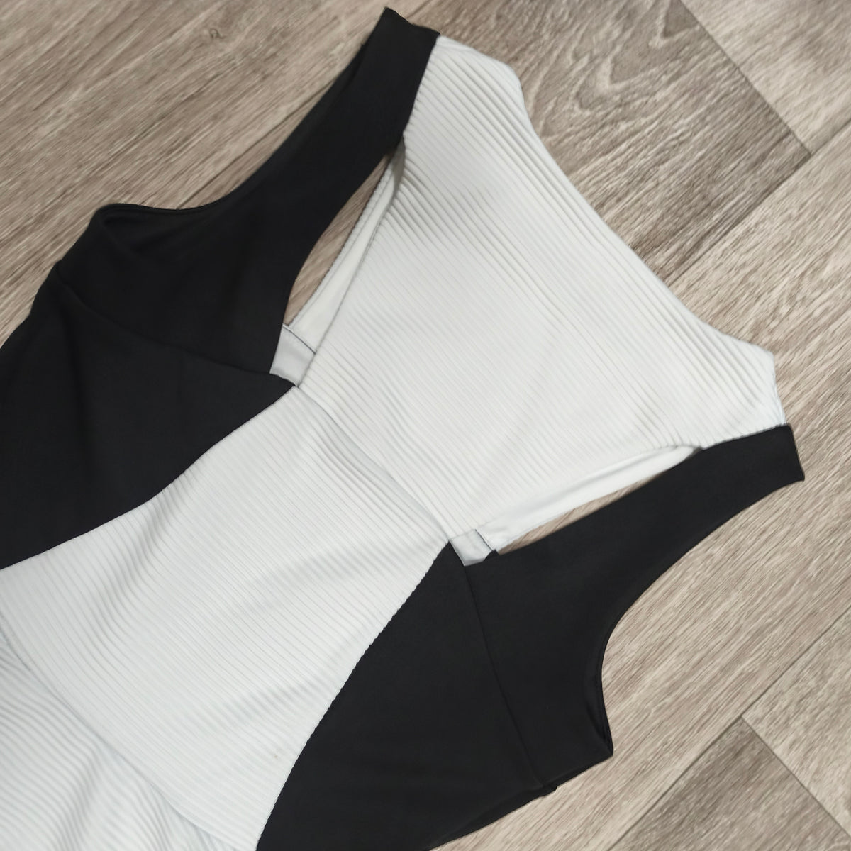 River Island Womens Peplum Top Sleeveless Black White Color Block UK 10 EUR 36