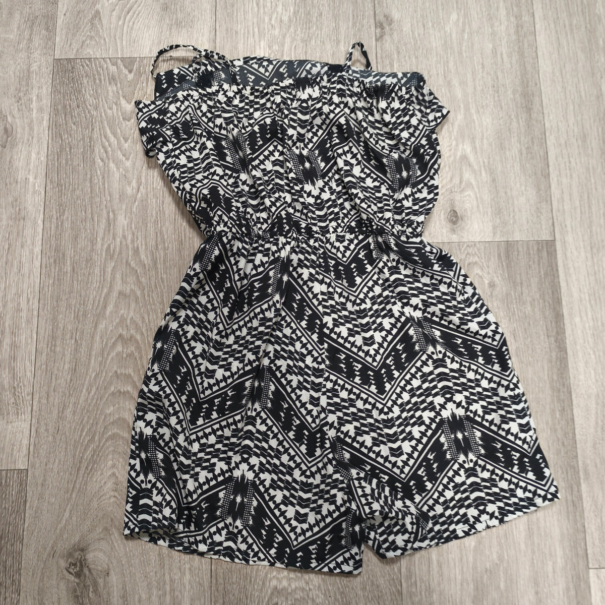 Primark Girls Romper Playsuit Size 11-12 Yrs 152cm Black White Geometric Tribal