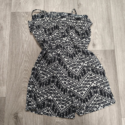 Primark Girls Romper Playsuit Size 11-12 Yrs 152cm Black White Geometric Tribal