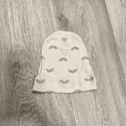 RZ Rachel Zoe Baby Beanie Hat 0-9 Months Beige Rainbow Print Ribbed Cotton Cap