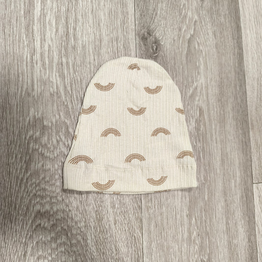 RZ Rachel Zoe Baby Beanie Hat 0-9 Months Beige Rainbow Print Ribbed Cotton Cap