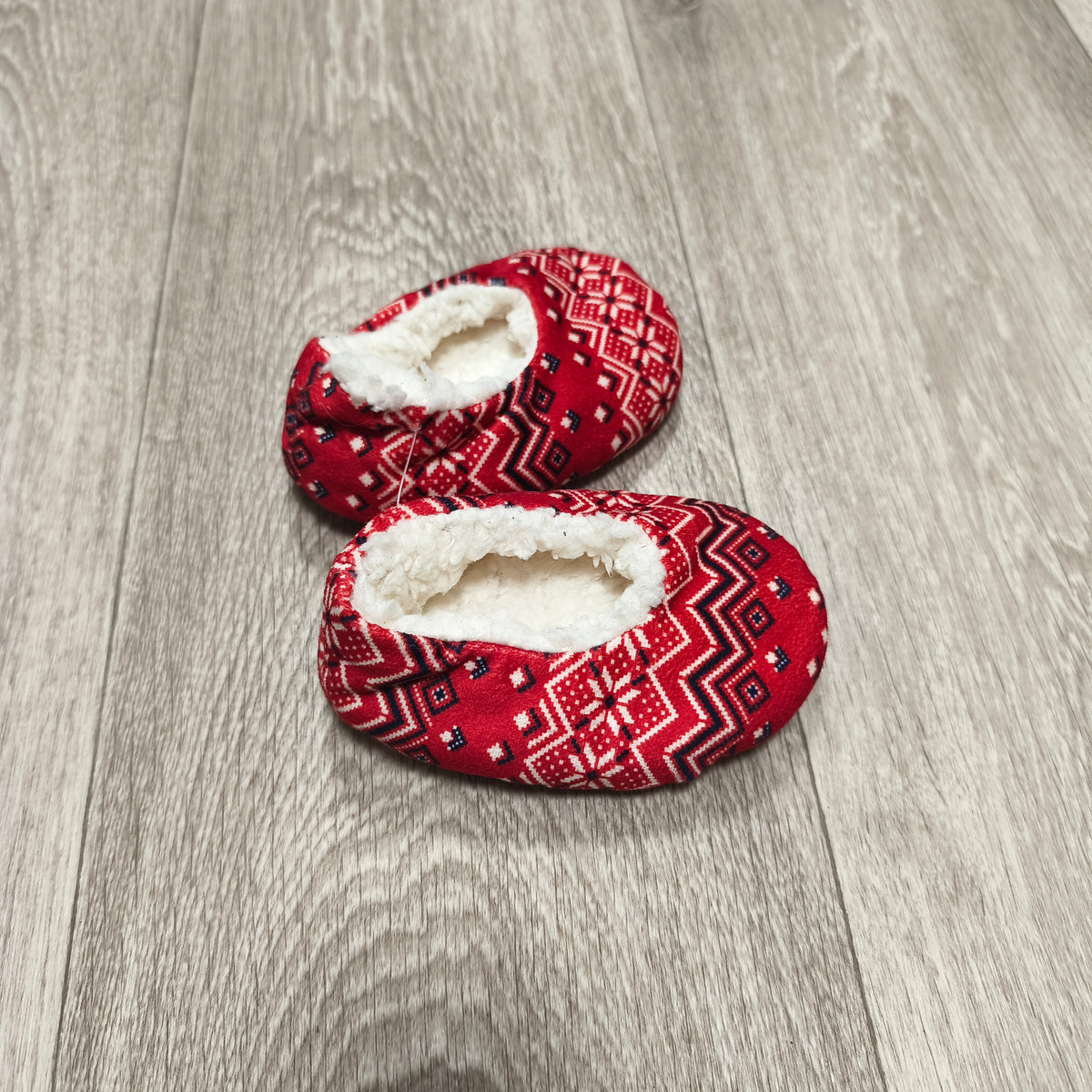 Fair Isle Slipper Booties Fleece Lined Cozy House Shoes Red White Chevron