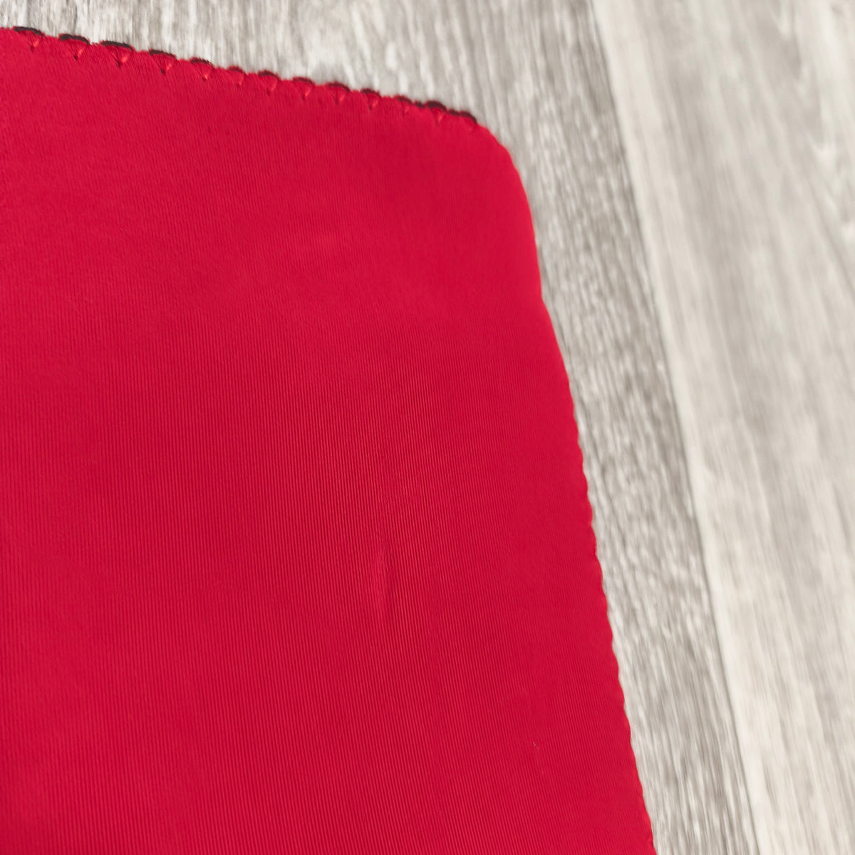 Red Neoprene Protective Sleeve Pouch Soft Case Elastic Band Strap 22cm x 15cm