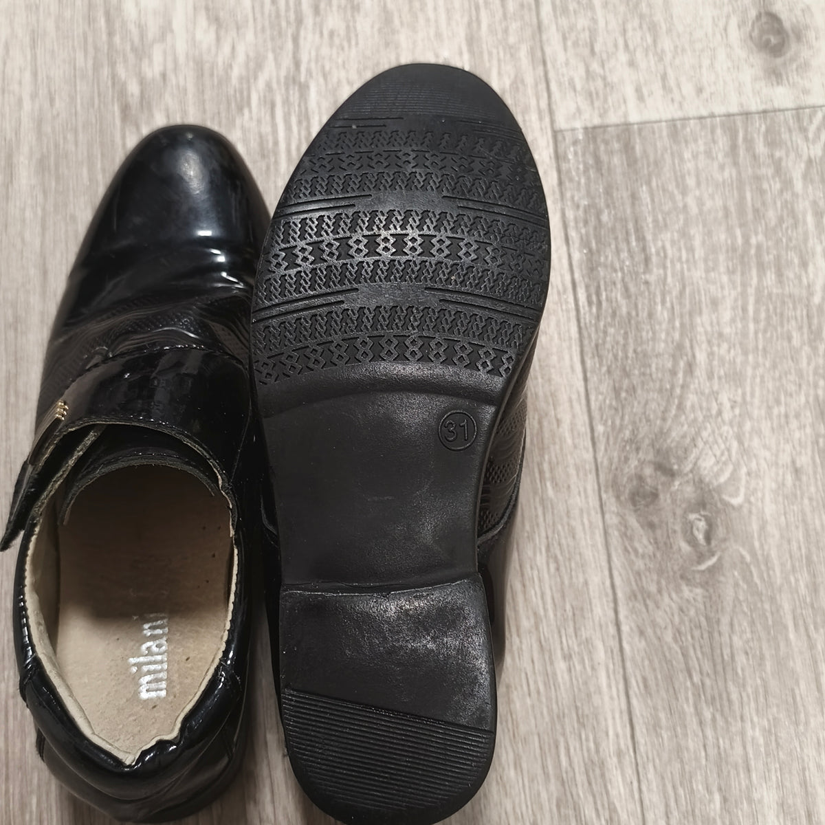 Milani Boys Black Patent Leather Dress Shoes Hook & Loop Formal Loafers Size 31