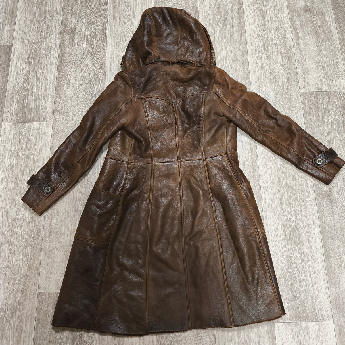 Vintage BISON Womens Sheepskin Shearling Coat Long Hooded Brown Size 36 S Boho