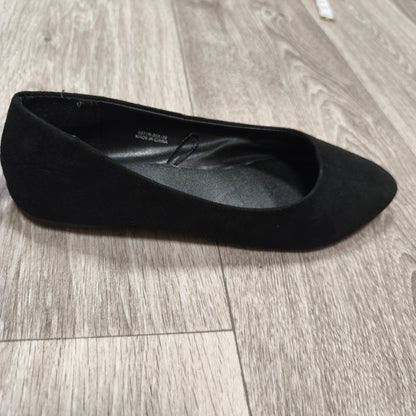 Sinsay Basic Collection Women's Black Ballet Flats Pointed Toe Suede Look EU 39
