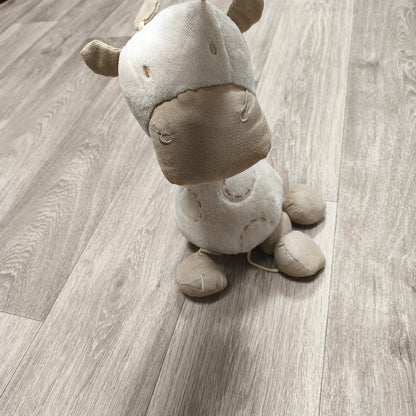 In The Bag Ltd Plush Giraffe Baby Soft Toy Cream Beige Pull Cord Plushie