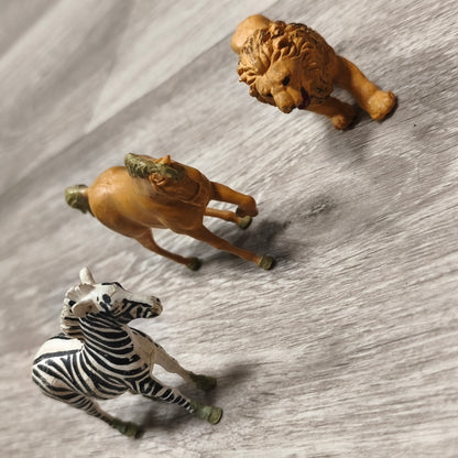 Vintage Britains Ltd Plastic Animal Figures Lot Lion Zebra Horse 1970s England