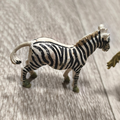 Vintage Britains Ltd Plastic Animal Figures Lot Lion Zebra Horse 1970s England