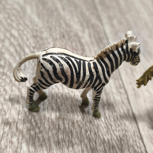 Vintage Britains Ltd Plastic Animal Figures Lot Lion Zebra Horse 1970s England