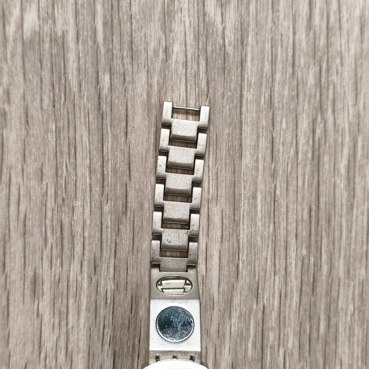 PELEX Quartz Blue Dial Stainless Steel Back Water Resistant Watch Cage Detail