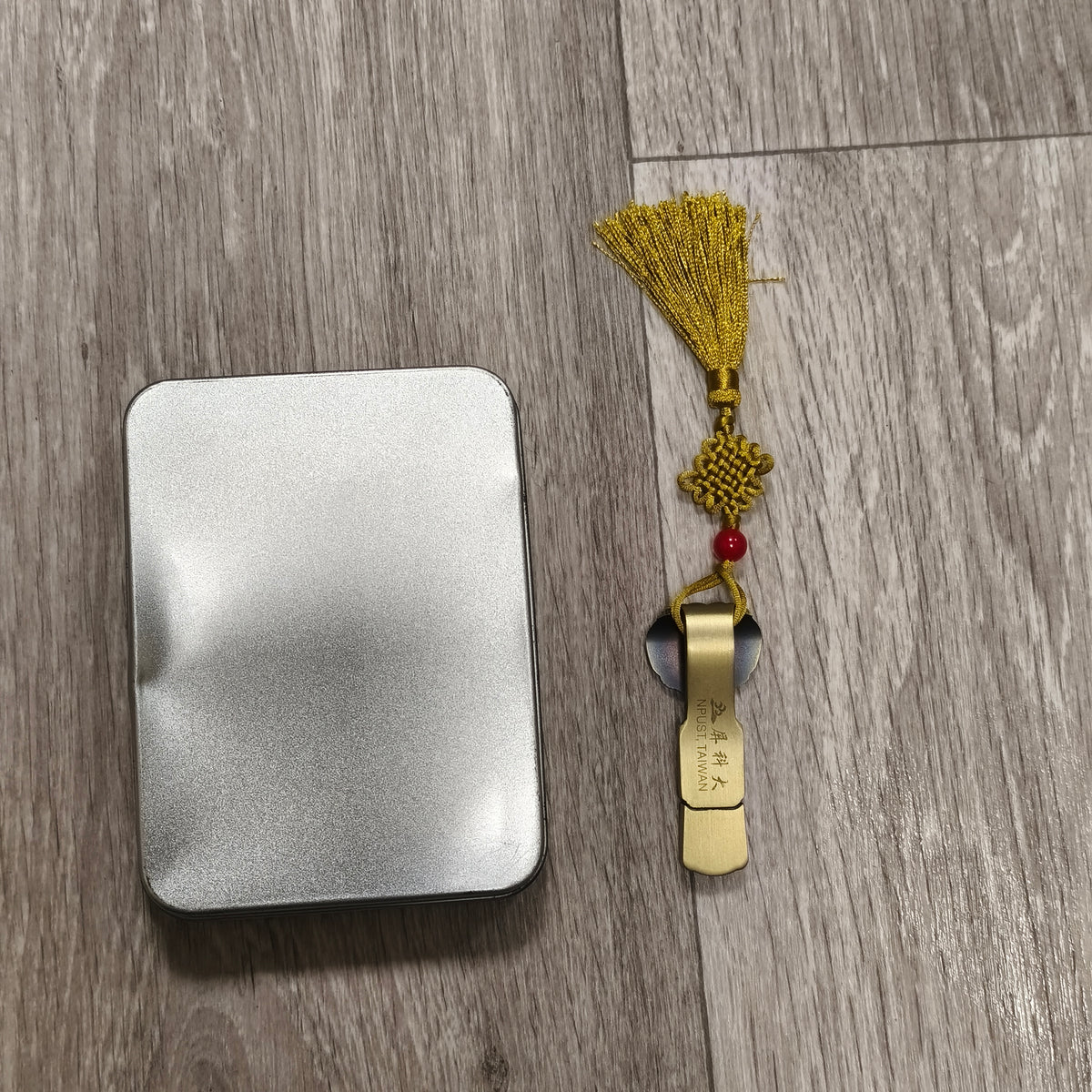 Chinese Style Brass Metal USB Flash Drive 32GB (29.2GB) NPUST Taiwan Tassel Tin