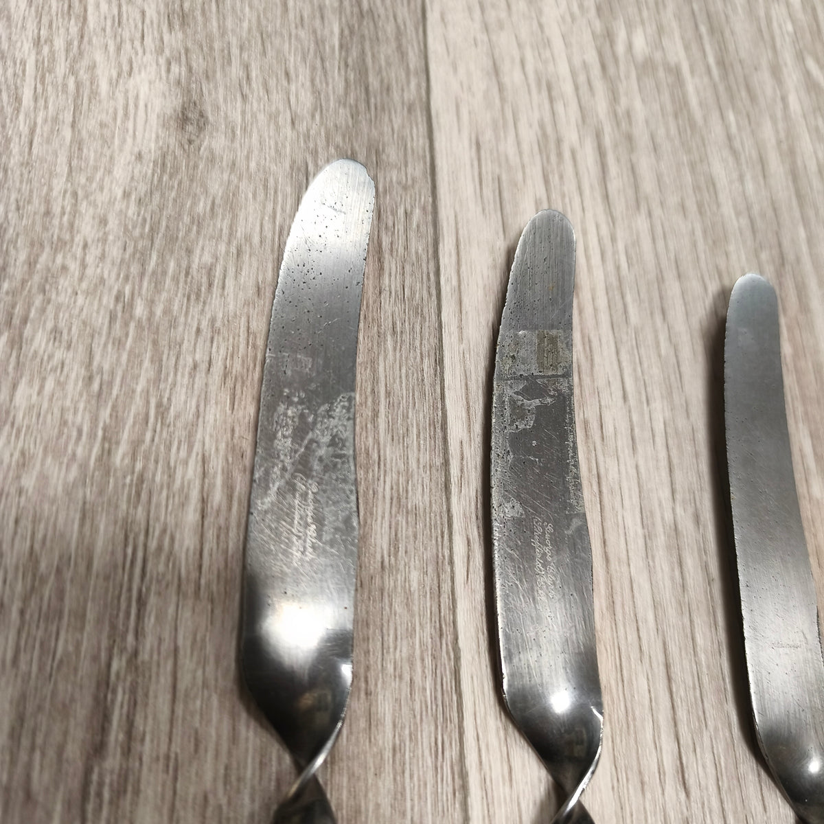 4x Vintage George Clark Sheffield Stainless Volito Butter Knives Spreaders