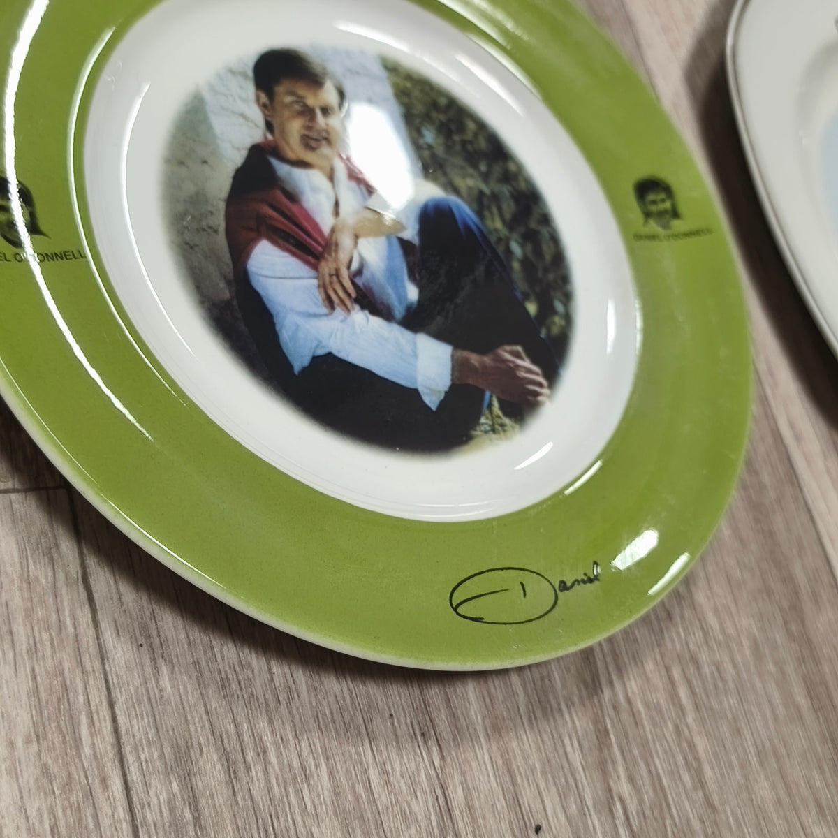 2x Daniel O'Donnell Collector Plates Royal Heritage Staffordshire Fine China