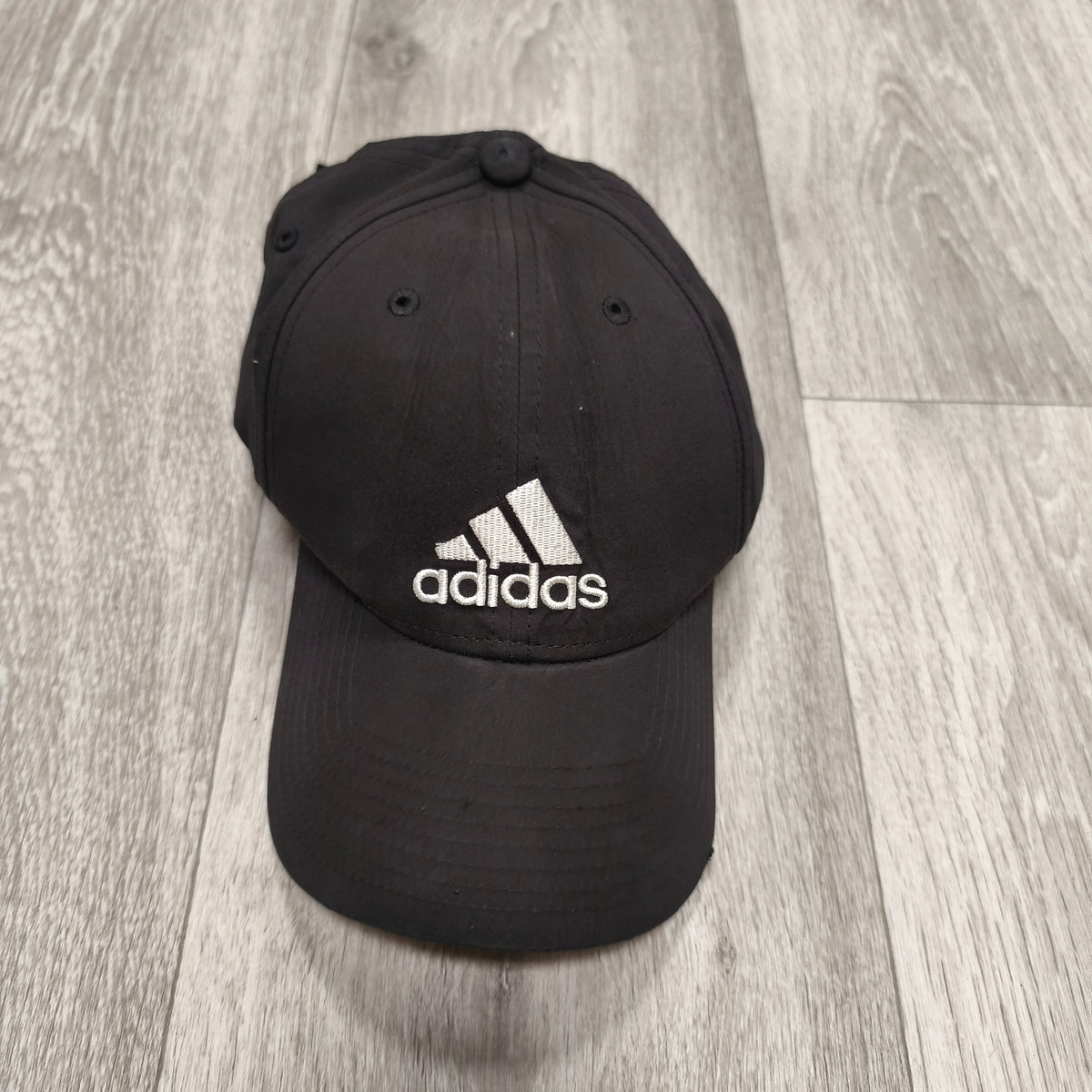 Adidas Mens Black Baseball Cap Hat Embroidered Logo Adjustable Strapback Sport