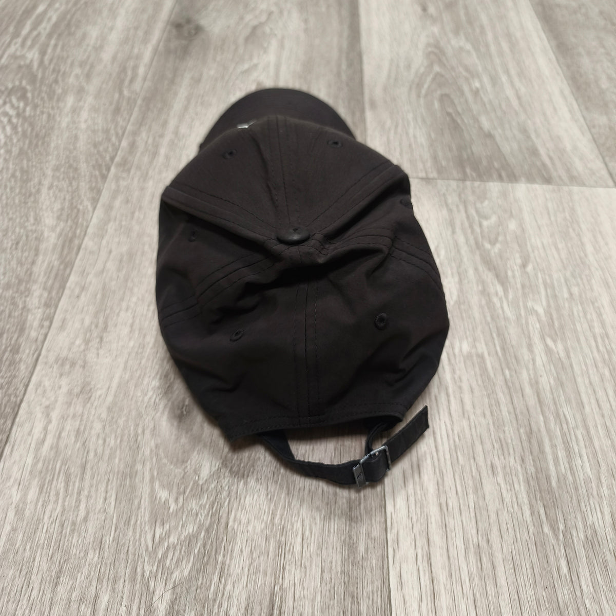 Adidas Mens Black Baseball Cap Hat Embroidered Logo Adjustable Strapback Sport