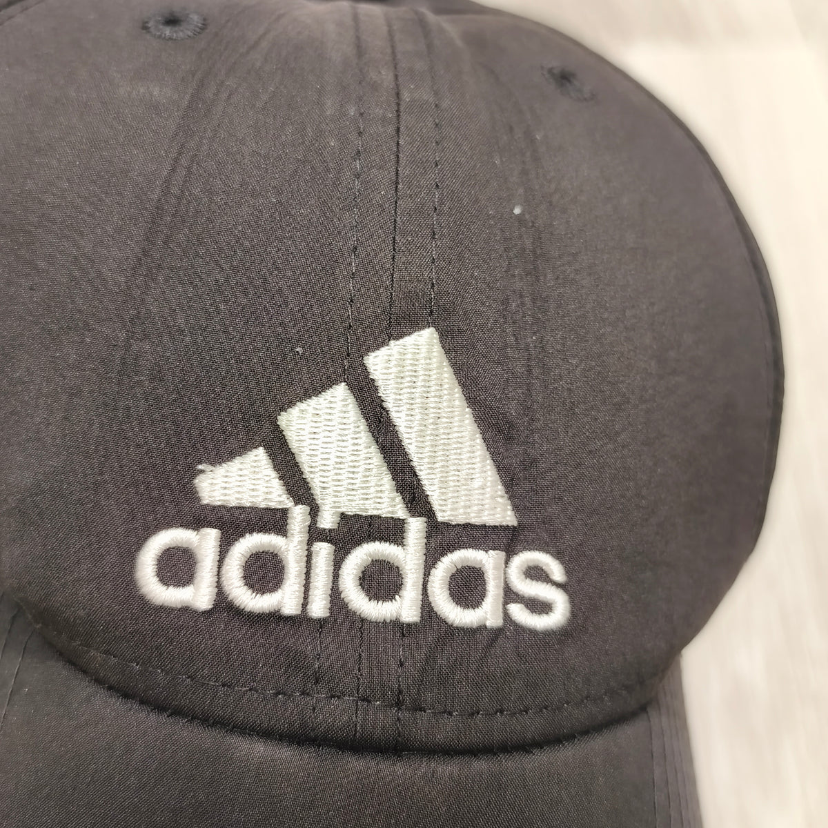 Adidas Mens Black Baseball Cap Hat Embroidered Logo Adjustable Strapback Sport