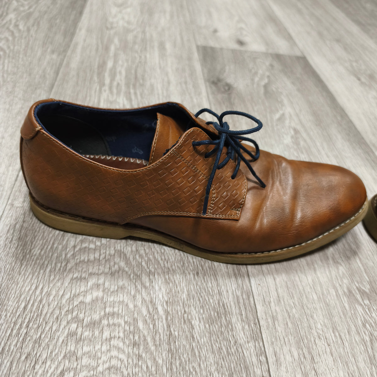 IOUASSU Trade Mens Derby Shoes Size EU 42 Brown Textured Lace Up Casual Oxfords