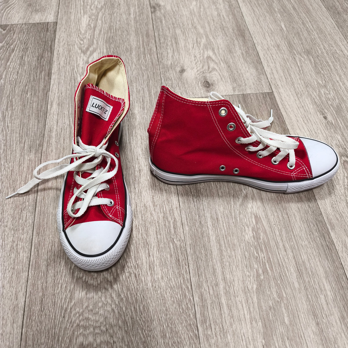 LUCKY-Z Red Canvas High Top Sneakers Shoes Lace Up Size EU 41