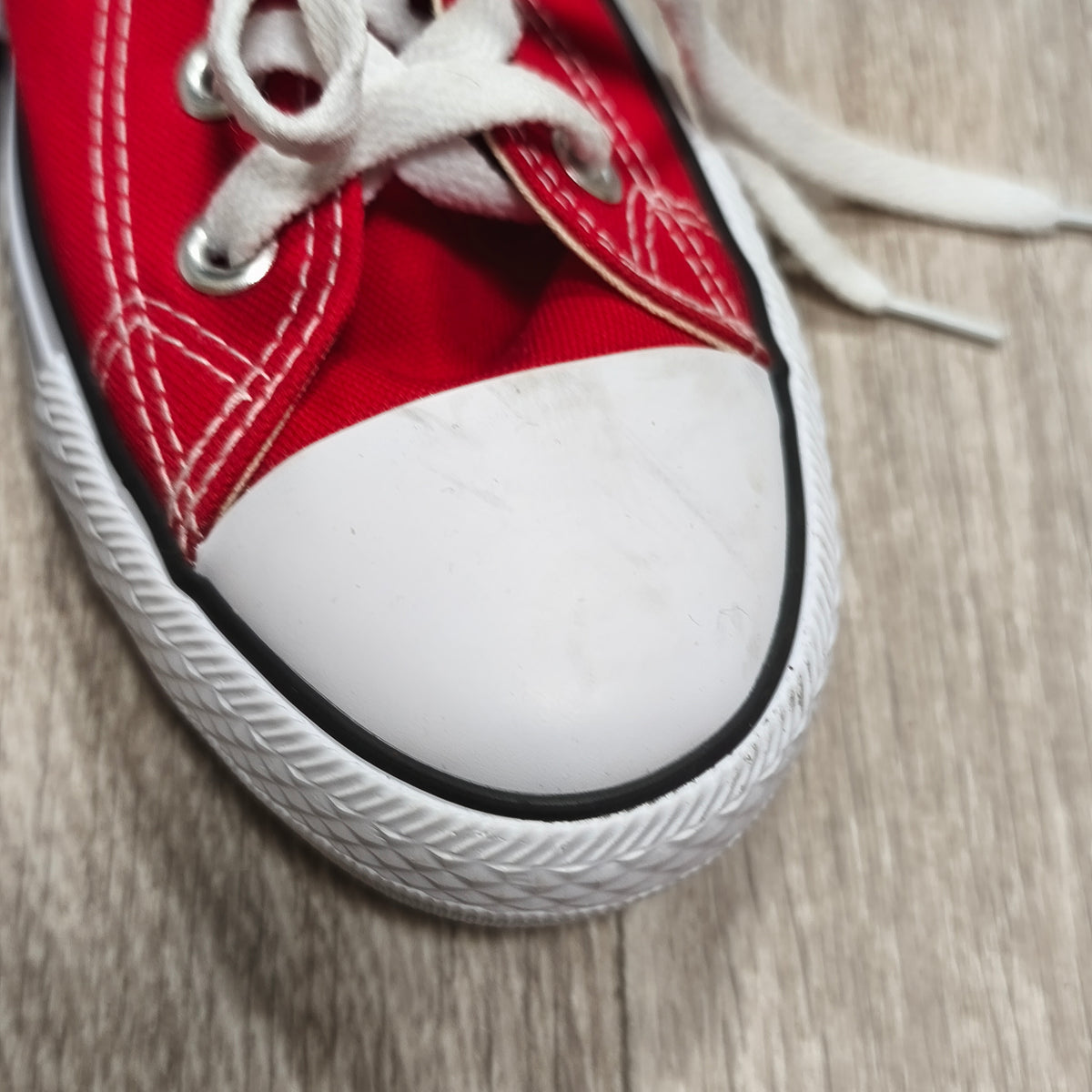 LUCKY-Z Red Canvas High Top Sneakers Shoes Lace Up Size EU 41