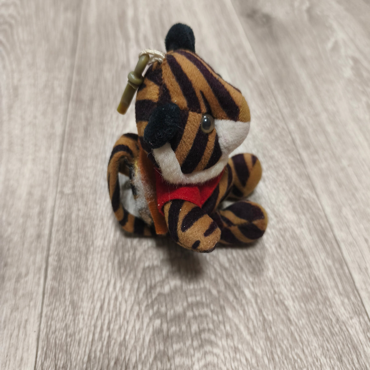 Plush Tiger Keychain Mini Stuffed Animal Tiger Clip Backpack Charm Brown Black