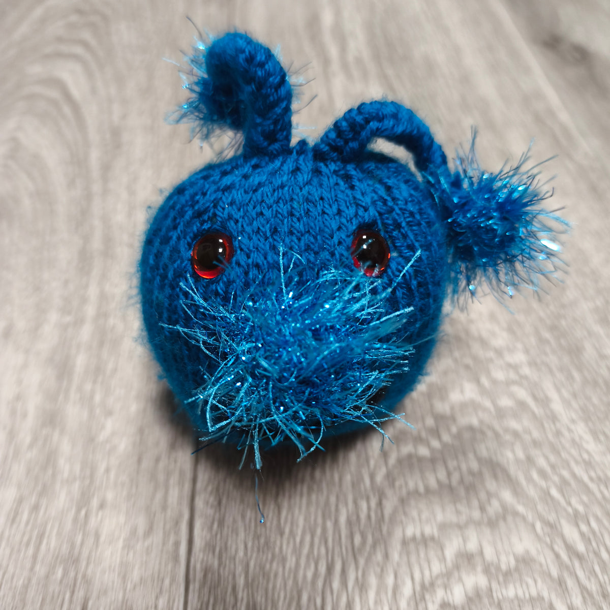 Handmade Knitted Blue Alien Creature Plush Toy Monster Figure Tinsel Fuzzy Eyes