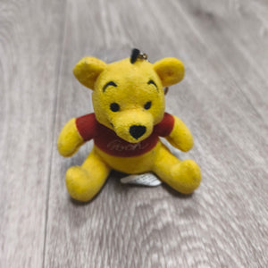 Disney Winnie The Pooh Mini Plush Keychain Disneyland Walt Disney World Vintage