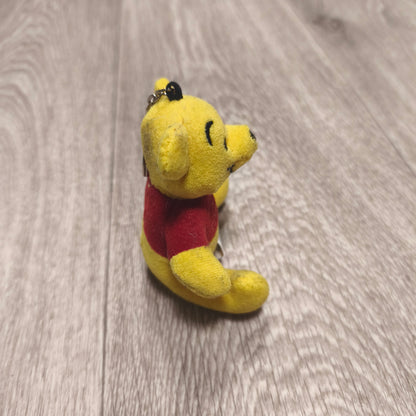 Disney Winnie The Pooh Mini Plush Keychain Disneyland Walt Disney World Vintage