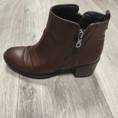 Next Womens Brown Ankle Boots Block Heel Side Zip Size UK 5 EU 38 US 7 – 7.5