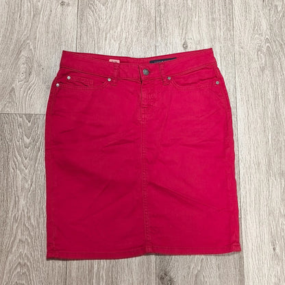 Tommy Hilfiger Rome Women Size 4 Red Denim Skirt Regular Fit 5 Pocket